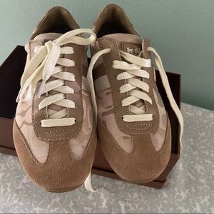Coach Sneakers New Size 6 box included .